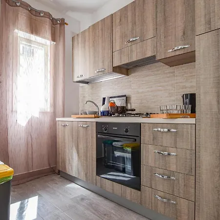 Lovely In With Wifi Apartamento